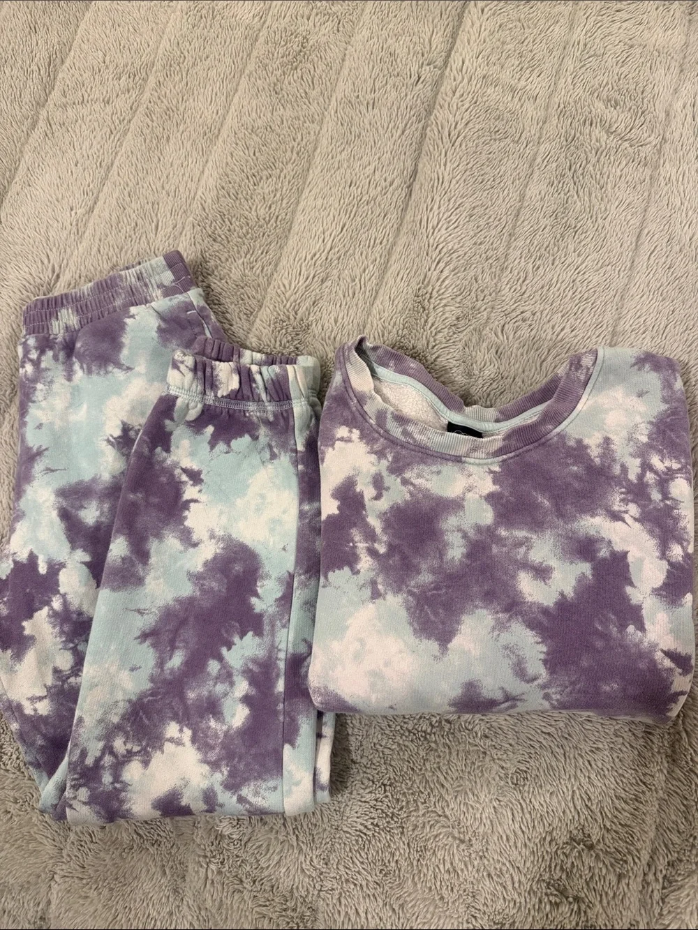 Target Kids Art Class Tie dye Matching Joggers and Sweatshirt Set Purple /Blue